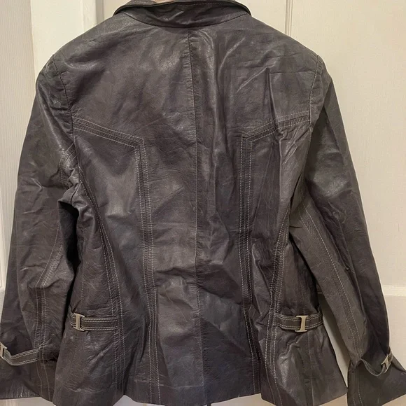 Argentinian Leather Jacket - Picture 3 of 4
